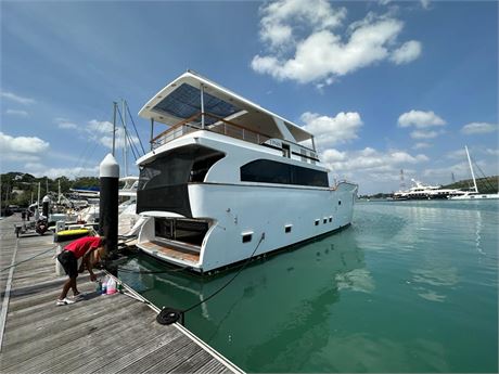 2010 Bondway 70ft Houseboat For Sale Singapore