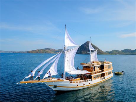 2023 Phinisi 91ft Dive Liveaboard For Sale In Indonesia
