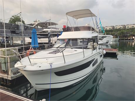 2021 Jeanneau Merry Fisher 1095 Flybridge